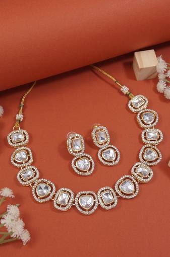 traditional white kundan choker necklace jewellery set 