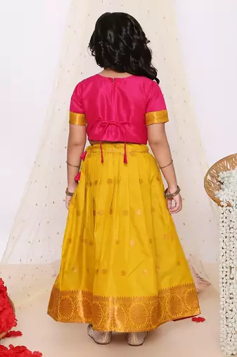 Kid1 jacquard pattu pavdai