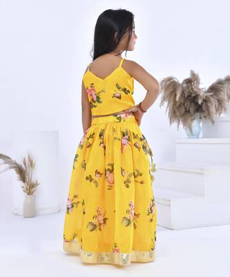 Yellow printed chanderi girls lehengas set 3