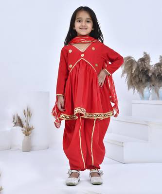 Red embroidered chanderi girls kurti set 1