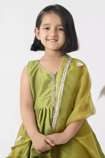 Green embroidered taffeta girls kurti set