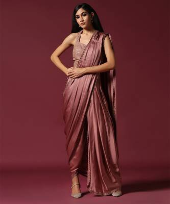Dusty pink dhoti drape saree 1