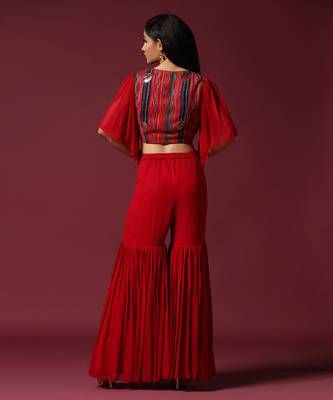 Red gharara set with flared top 3