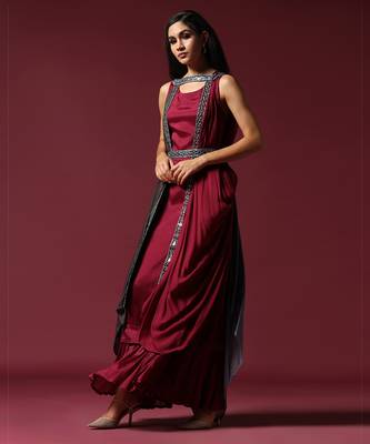 Maroon and grey draped cape set with belt 5