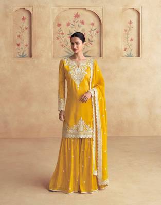 Yellow chinon sakwar kameez with dupatta 1