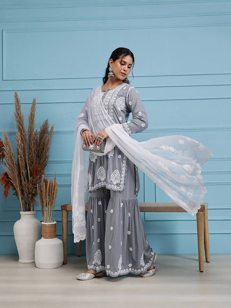 Hand Embroidered White Chiffon Lucknowi Chikankari Dupatta