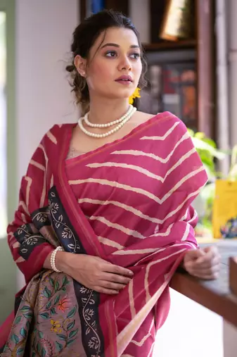 Women's pink tussar silk leheriya print with zari border saree with blouse