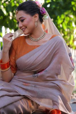 Women's grey soft muga cotton resham jamdani weaving traditional saree with blouse 4