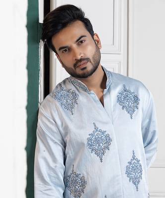 Regal sky blue embroidered men's kurta set 4