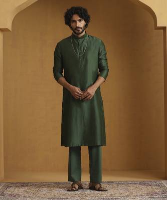 Green chanderi kurta set with tissue nehru jacket set 2