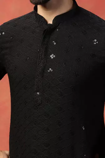Men black sequence kurta pyjama
