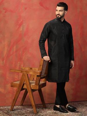 Men black bangalore silk kurta pyjama set 1