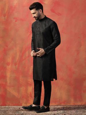Men black bangalore silk kurta pyjama set 3