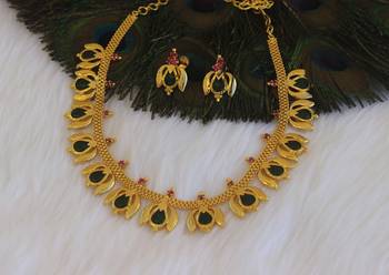 Kerala style palakka choker necklace set 3
