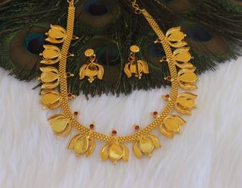 Kerala style palakka choker necklace set 5
