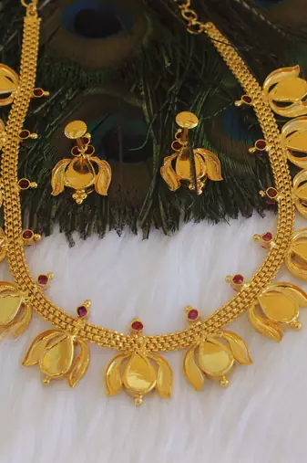 Kerala style palakka choker necklace set