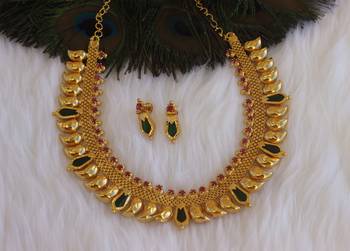 Nagapadam kerala style palakka choker necklace set 1