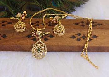 Matte finish peacock necklace set 2
