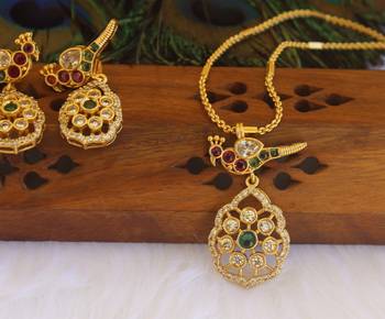 Matte finish peacock necklace set 4