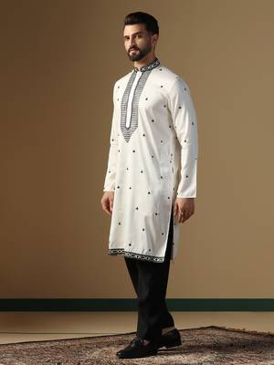 Men white embroidery kurta 3
