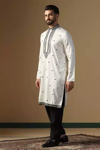 Men white embroidery kurta