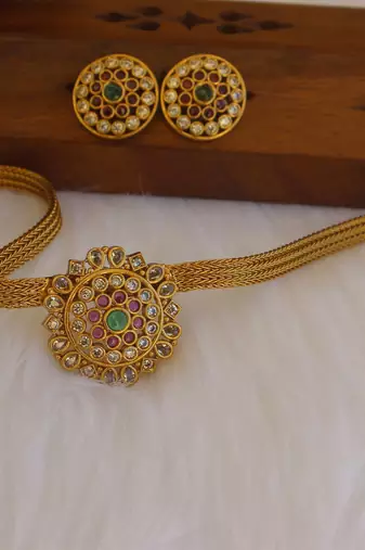 Matte finish traditional choker necklace set