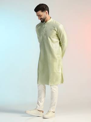 Men green embroidery kurta 3