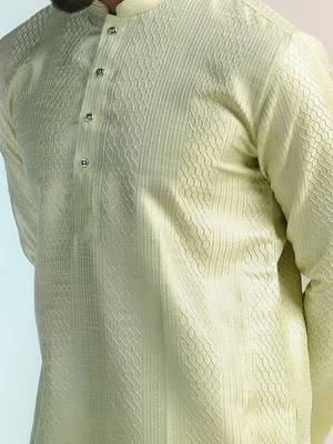 Men green embroidery kurta 5