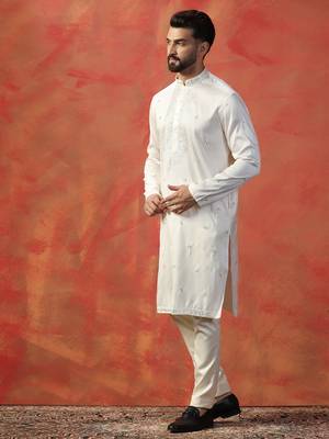 Men white embroidery kurta 3