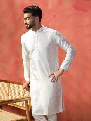 Men white embroidery kurta 1