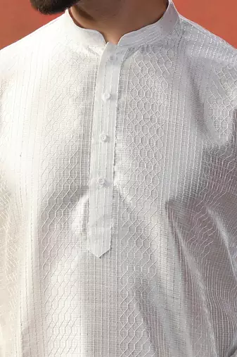 Men white embroidery kurta