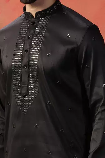 Men black embroidery kurta