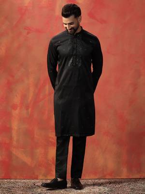 Men solid black neck work kurta 1