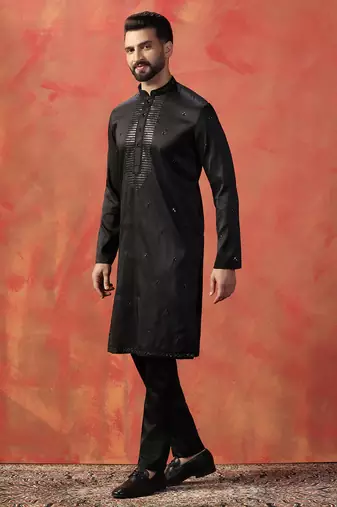 Men solid black neck work kurta