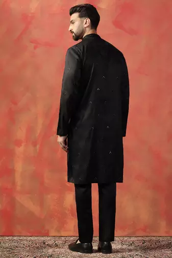 Men solid black neck work kurta