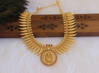 Gold plated lakshmi necklace 3