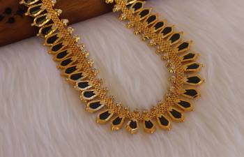 Kerala style nagapadam long necklace 4