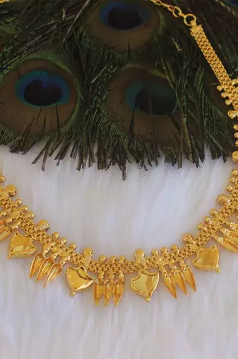 Mullamotu kerala style palakka choker necklace