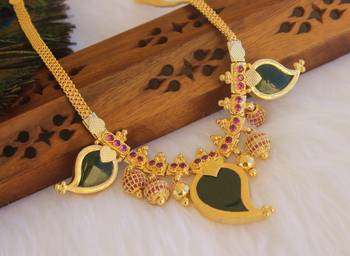 Mango shape red stone kerala style palakka necklace 2