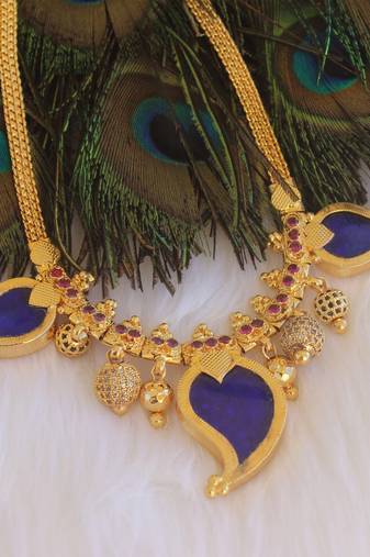 Mango shape green stone kerala style palakka necklace