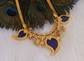 Mango shape green stone kerala style palakka necklace 2
