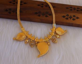 Mango shape red stone kerala style palakka necklace 4