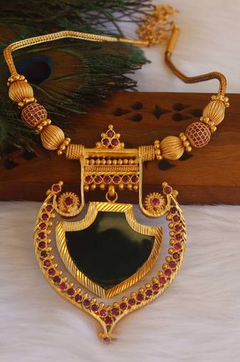 Kerala style gold plated 2 in 1 palakka necklace