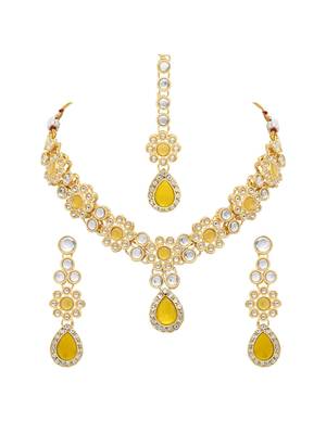 traditional kundan stone choker necklace jewellery set  2