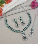 silver plated stylish design crystal diamond necklace jewellery set for women 