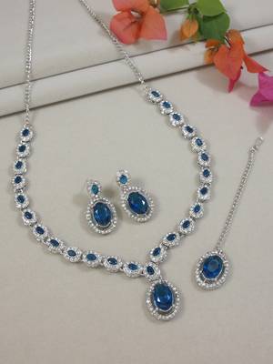 silver plated stylish design crystal diamond necklace jewellery set  1