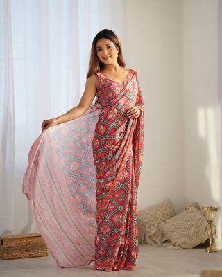 Chiffon digital print scallped border mirror work saree 3