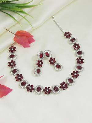 silver plated stylish design crystal diamond necklace & earrings jewellery set  1