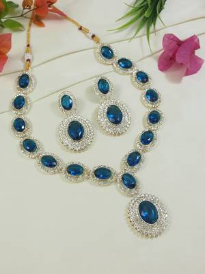 stylish design crystal diamond necklace & earrings jewellery set for women  1