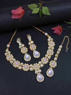 traditional kundan & stone choker necklace jewellery set  1